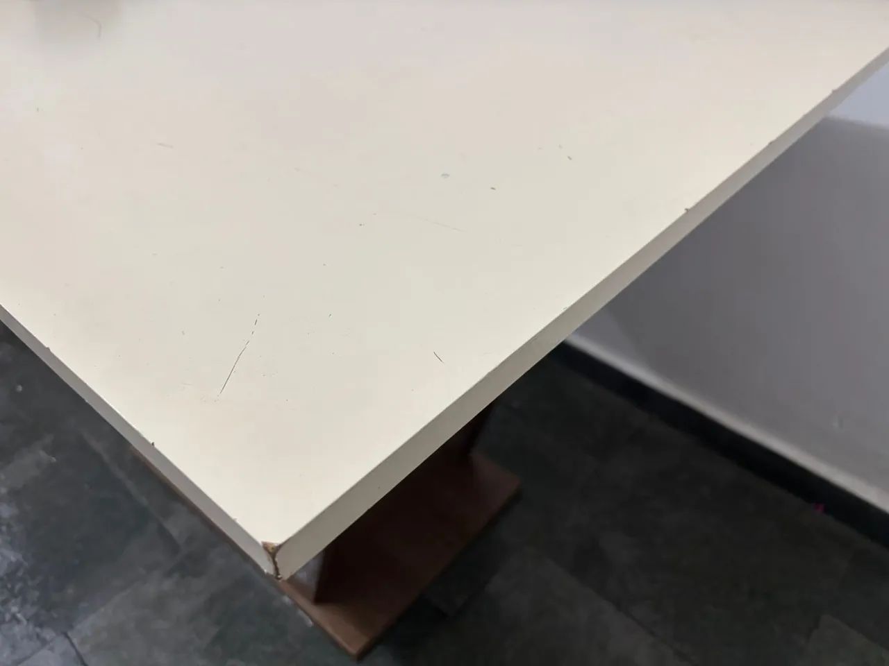 MESA DE JANTAR - USADA - Foto 5