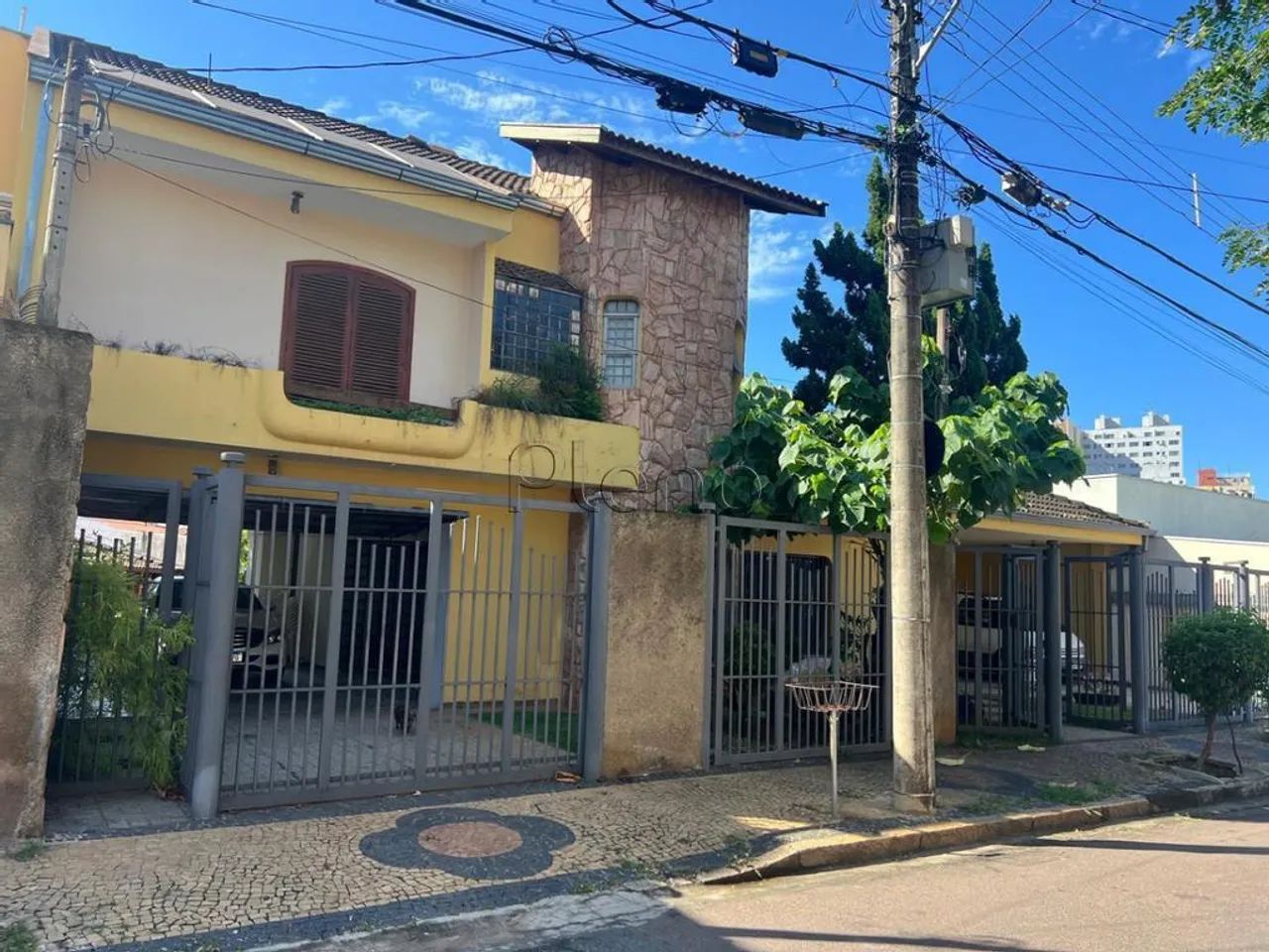 Casa à venda em Campinas, Botafogo, com 1 suíte, com 214 m²