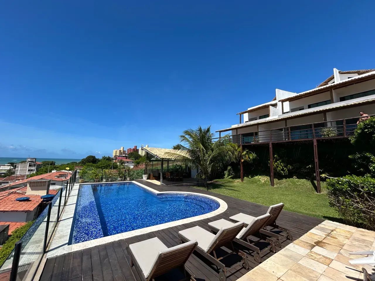 Casa para venda com 562 metros quadrados com 9 quartos - Foto 5