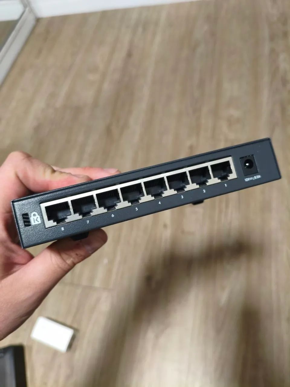 HPE OfficeConnect 1420 8G Switch - Foto 2