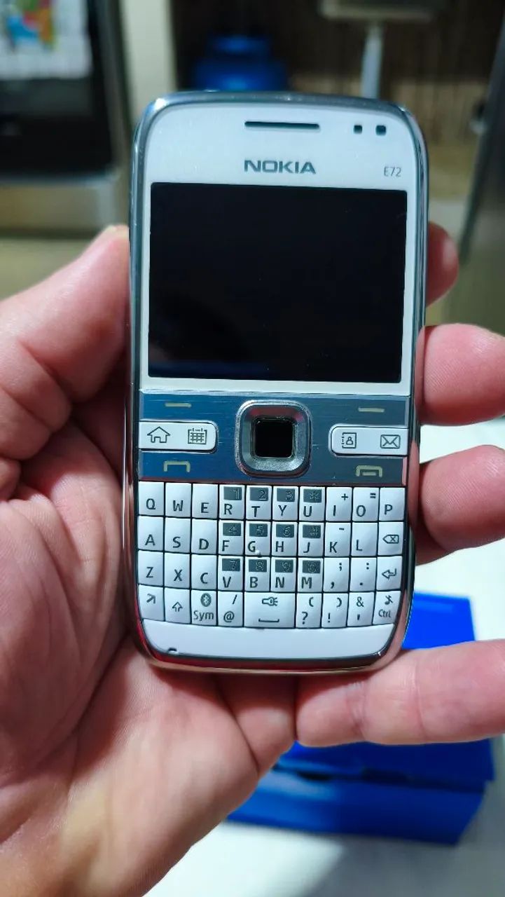 Nokia E72 novo na caixa desbloqueado - Celulares e Smartphones
