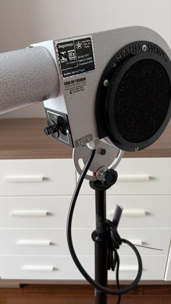 Secador Hard Wind 2400W - 110v NOVO - Foto 4