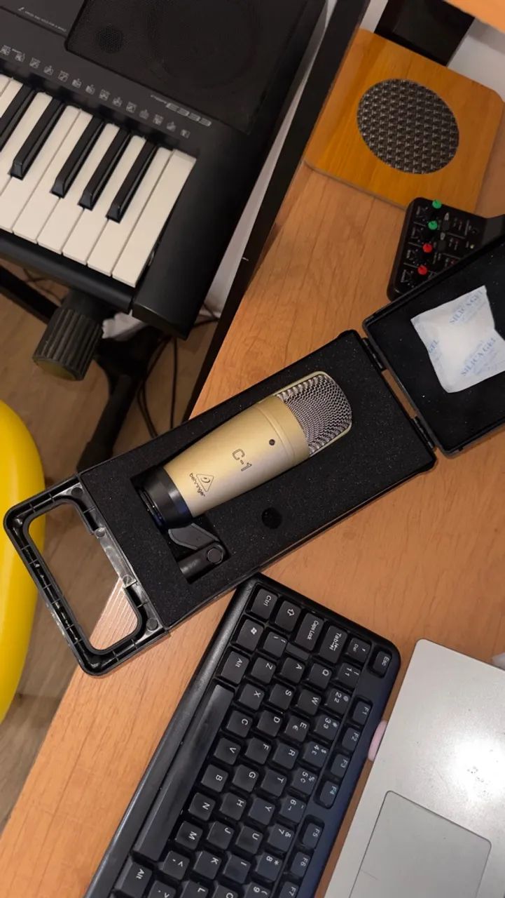 C-1 Behringer - Foto 3