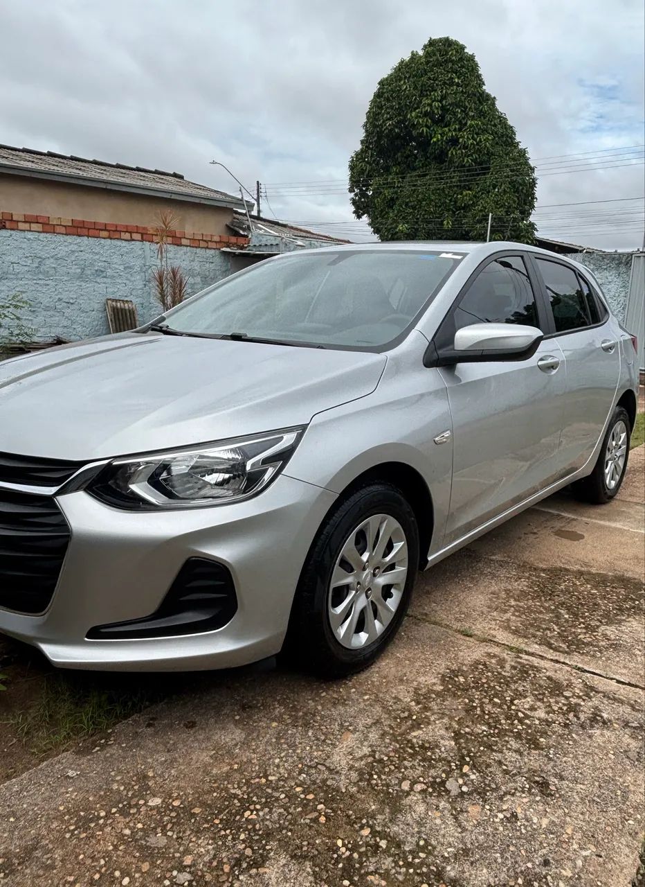Chevrolet Onix Hatch LT 1.0 12V Flex Mec. 4P 2023 - Foto 3