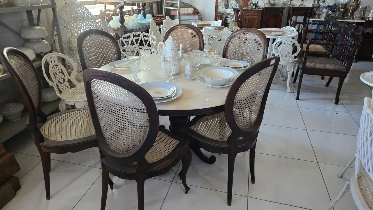 Mesa Antiga em Jacarandá com 6 cadeiras - Foto 2