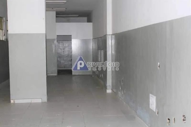 Prédio comercial com cerca de 800m² em Humaitá - Foto 2
