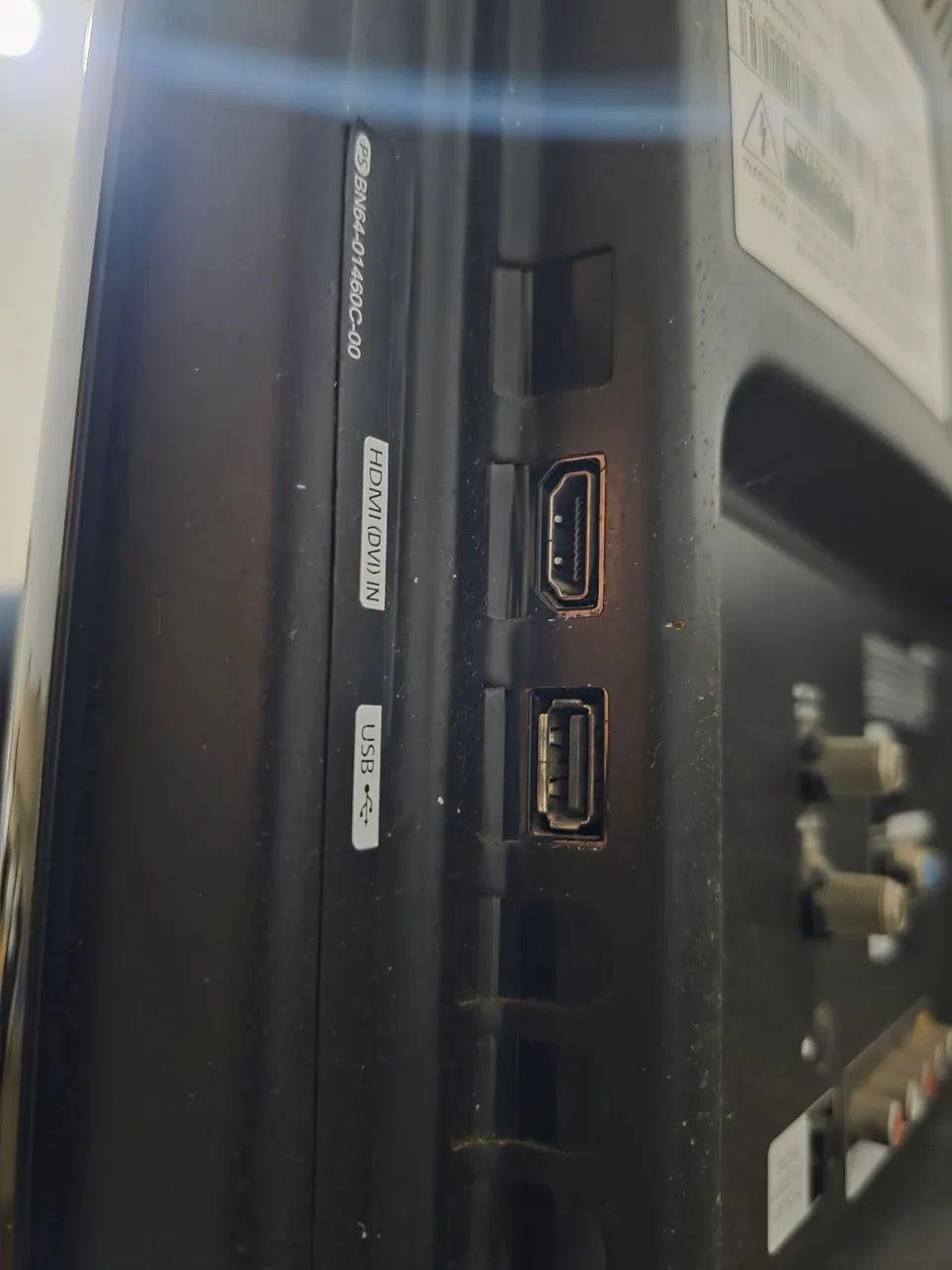 TV Samsung 32? LCD com Controle, HDMI e USB + Base Original - Foto 3