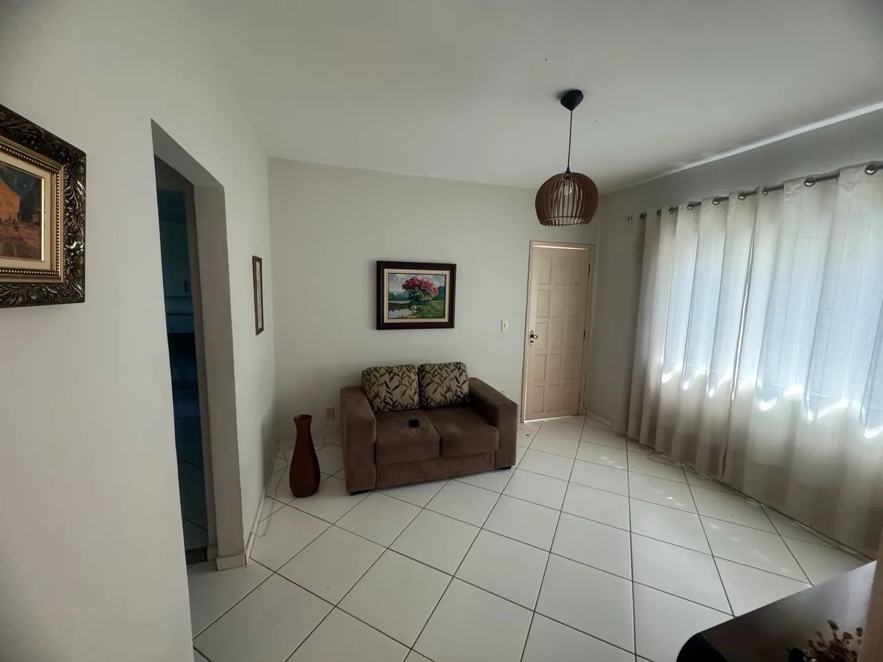 Apartamento de 2 quartos semi mobiliado  - Foto 2