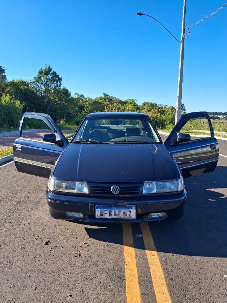 Volkswagen Logus Wolfsburg Edition 2000i 1995