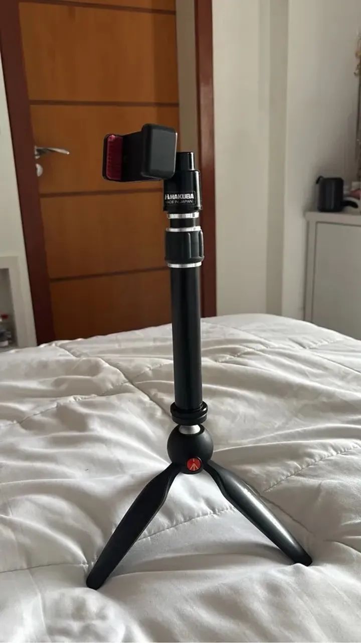 Mini tripé Hakuba + Manfrotto