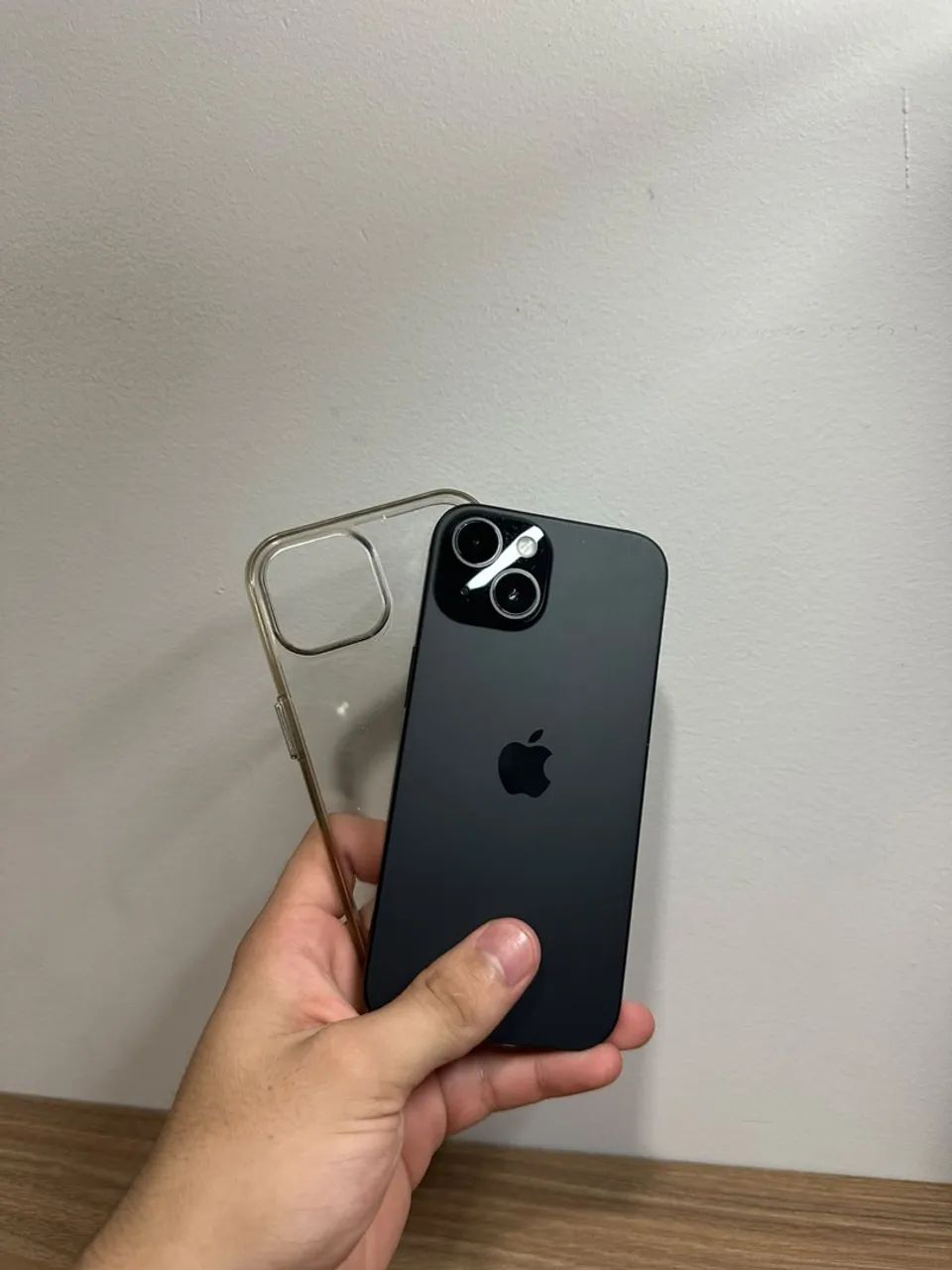 iPhone 15 128GB