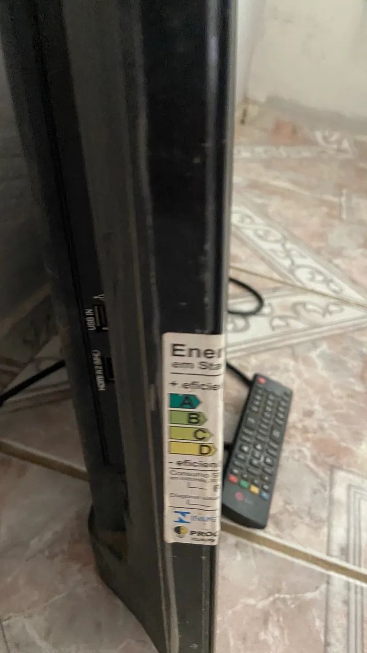 Tv 32 LG não é smart - Foto 3