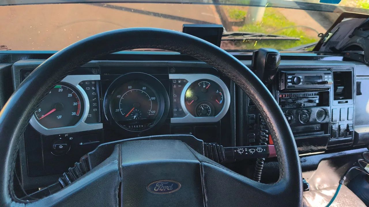 Ford Cargo 815N  - Foto 12