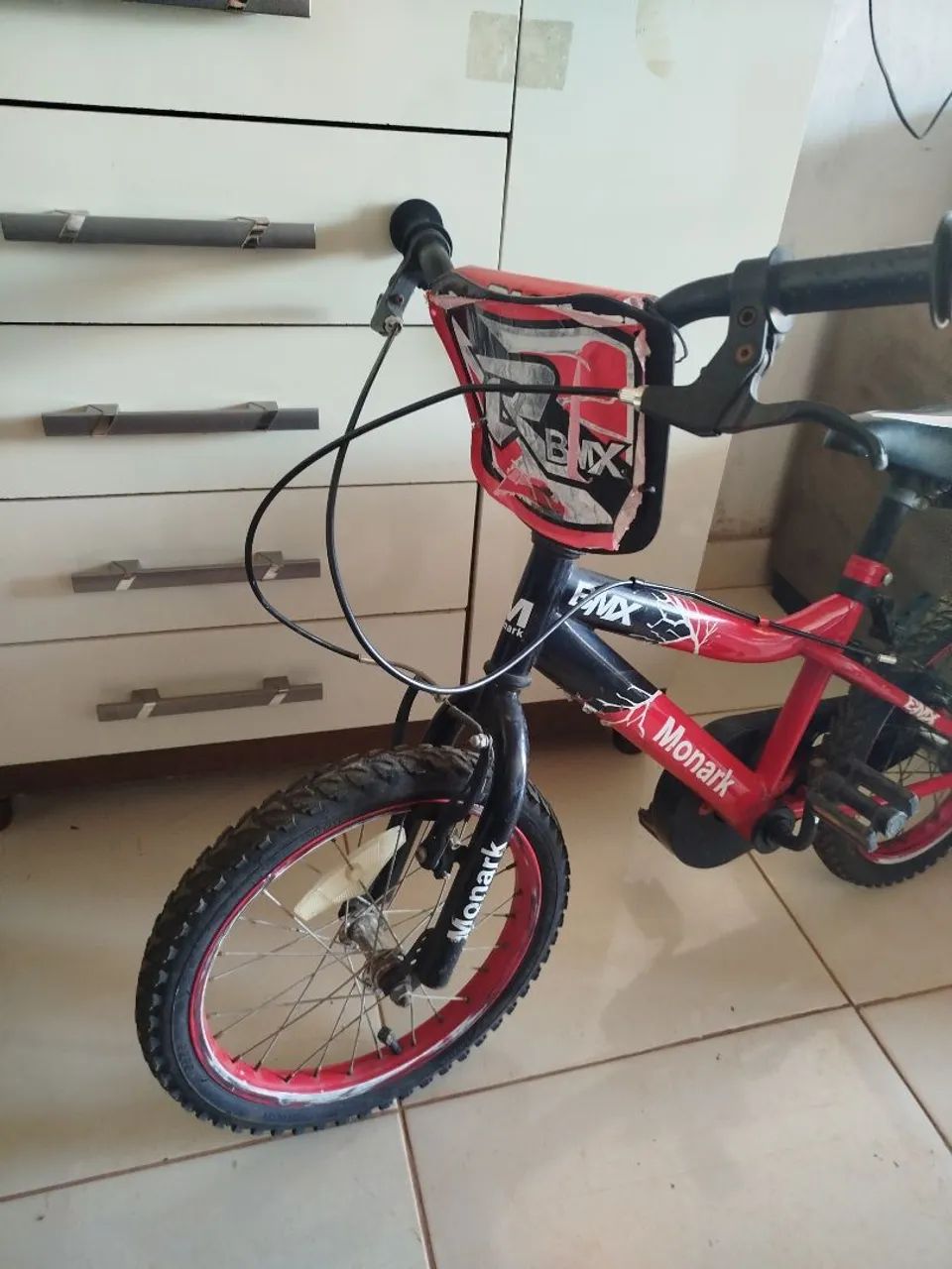 Bicicleta BMX infantil 