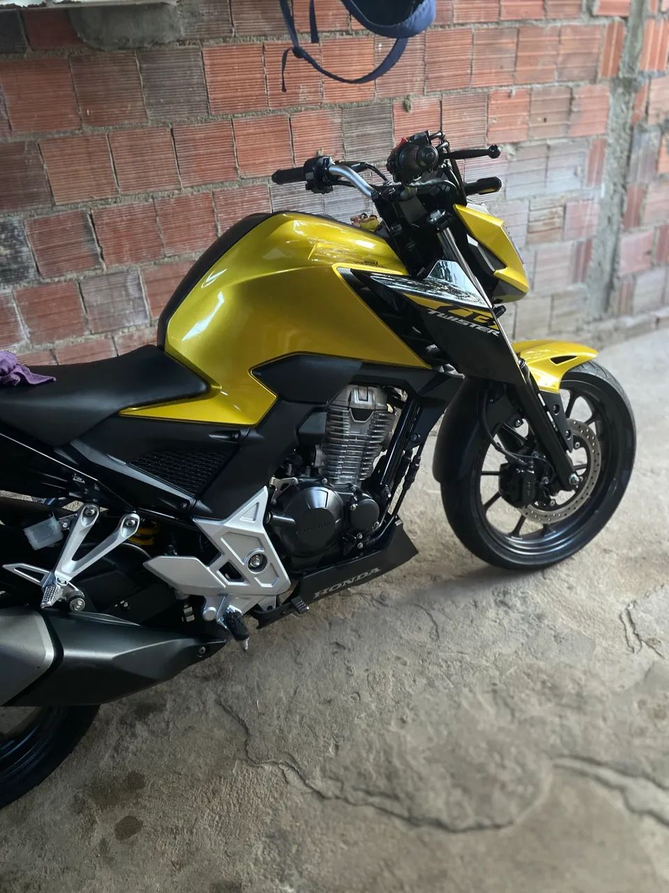CB 300f 23/23  - Foto 3