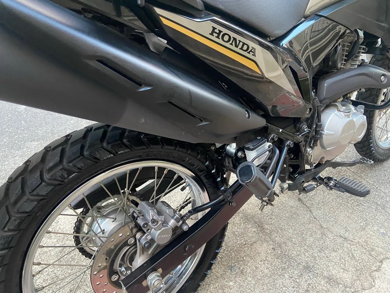  Bros 160 essd ano 2022 com 2600 km zero - Foto 3