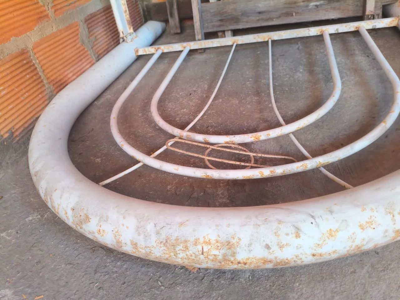 Cama de ferro solteiro  - Foto 4