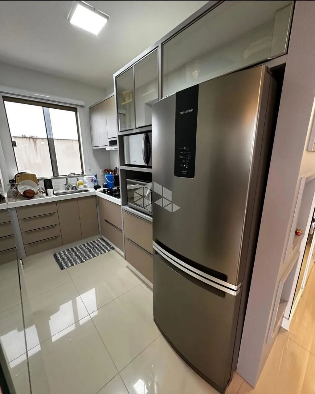 APARTAMENTO DIFERENCIADO MEIA PRAIA