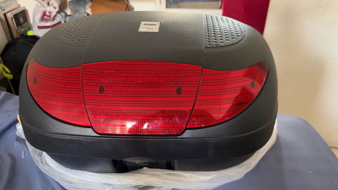 Baú de moto NOVO completo 45L