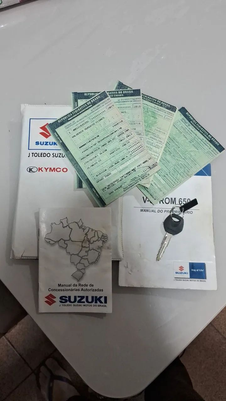 Suzuki Vstron 650 - Foto 4