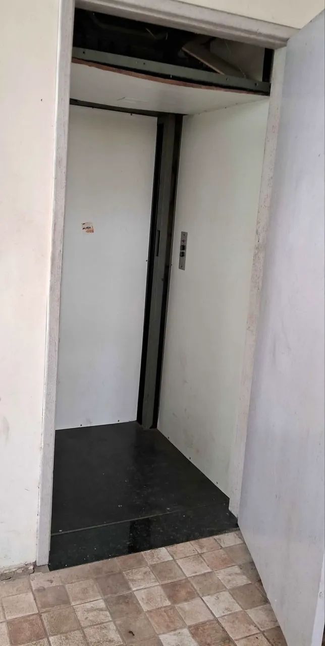 Residential/Commercial Elevator65580468111746124