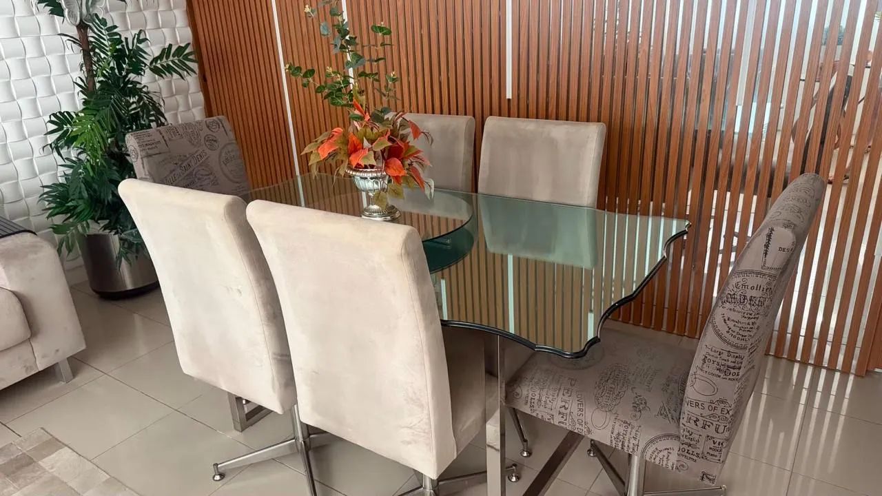 Conjunto mesa e cadeiras giratórias com mesa de canto - Foto 4