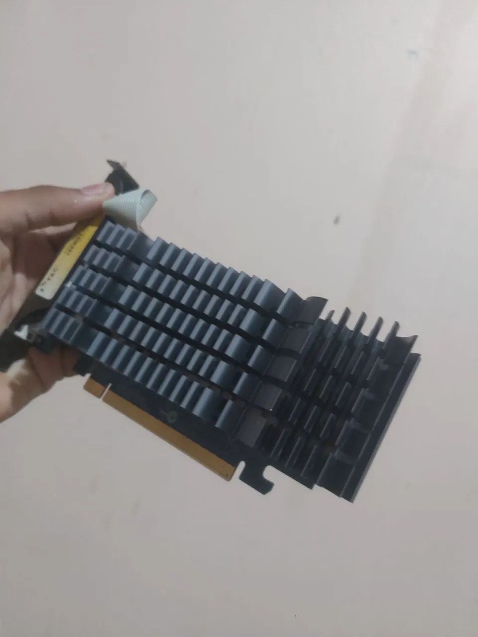 Gt 210 1gb  - Foto 5
