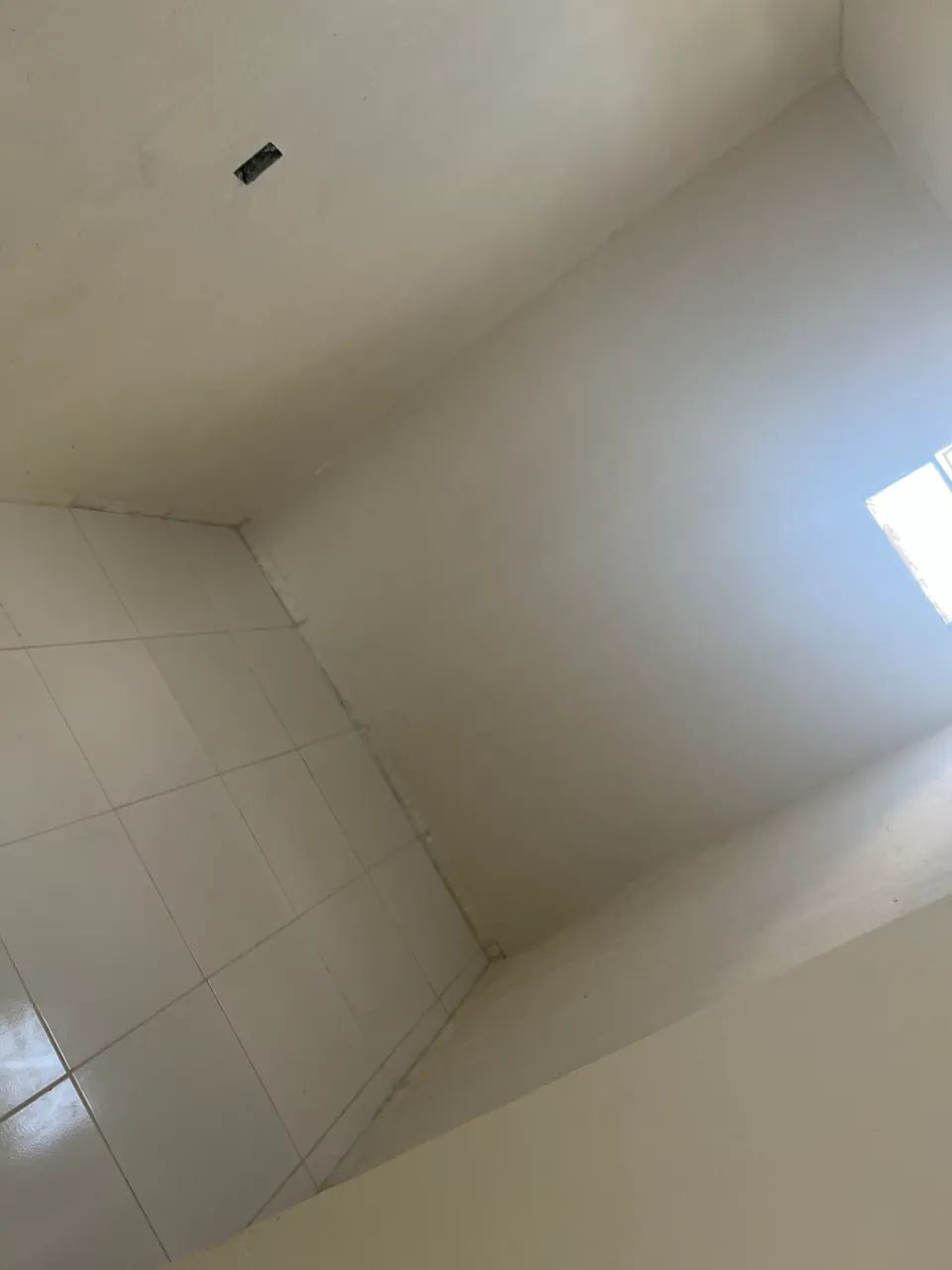 Vende-se duas casas 2 andares sala cozinha e banheiro e área de serviço  - Foto 2