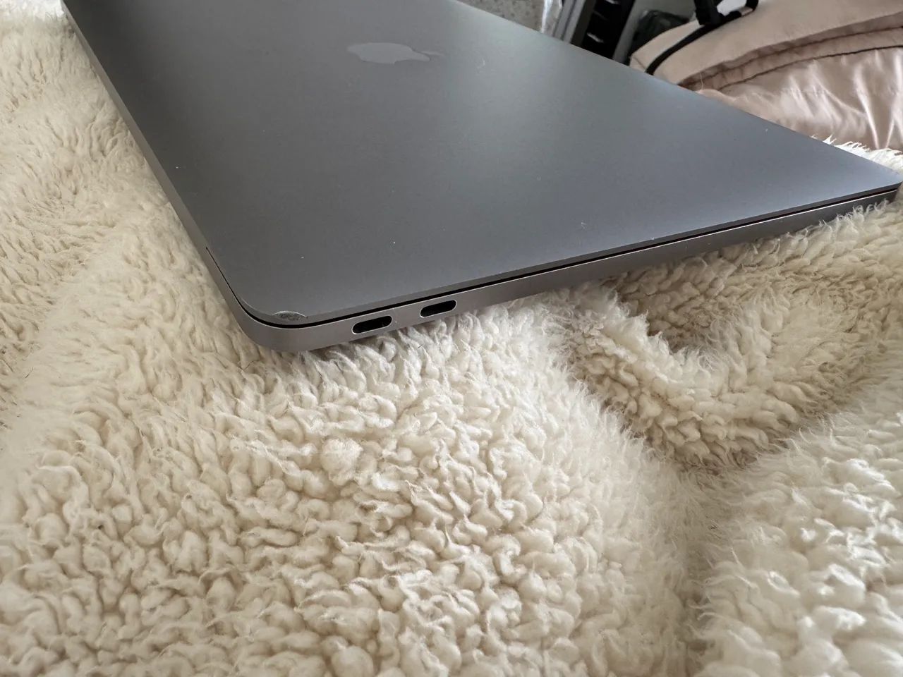 macbook pro a1708 para reparo ou retirada de peças  - Foto 3