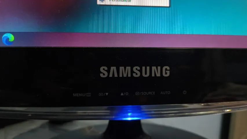 MONITOR SAMSUNG 16 POLEGADAS - Foto 2