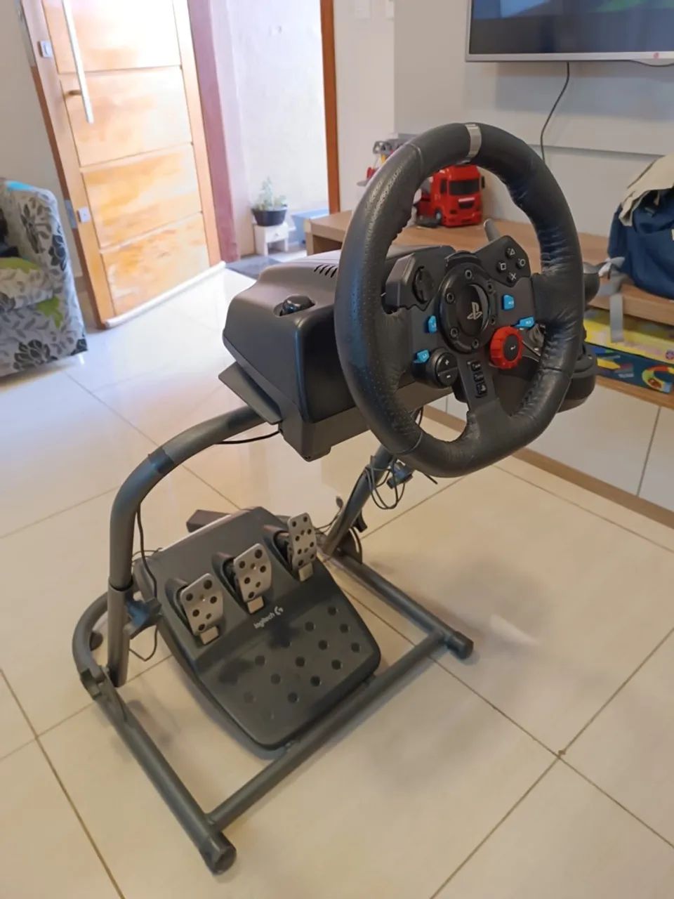 Volante Logitech G29 PS4 e PS5 com câmbio  - Foto 2