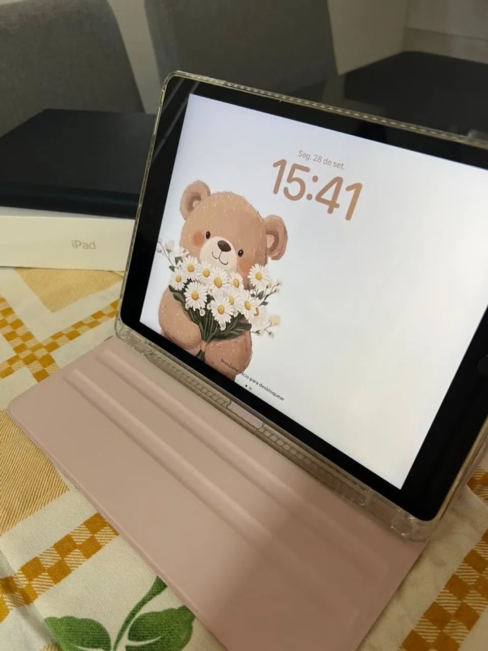 iPad 9ª Geração 64GB Wi-Fi + Teclado + 2 Capas + Caixa Original - Foto 2