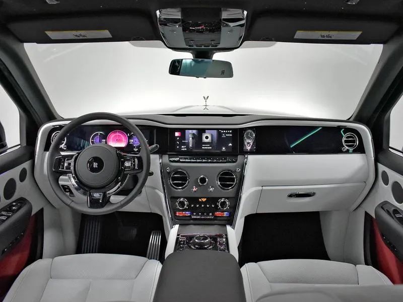 Rolls-Royce Cullinan 6.7 V12 Aut., foto 9 de 19