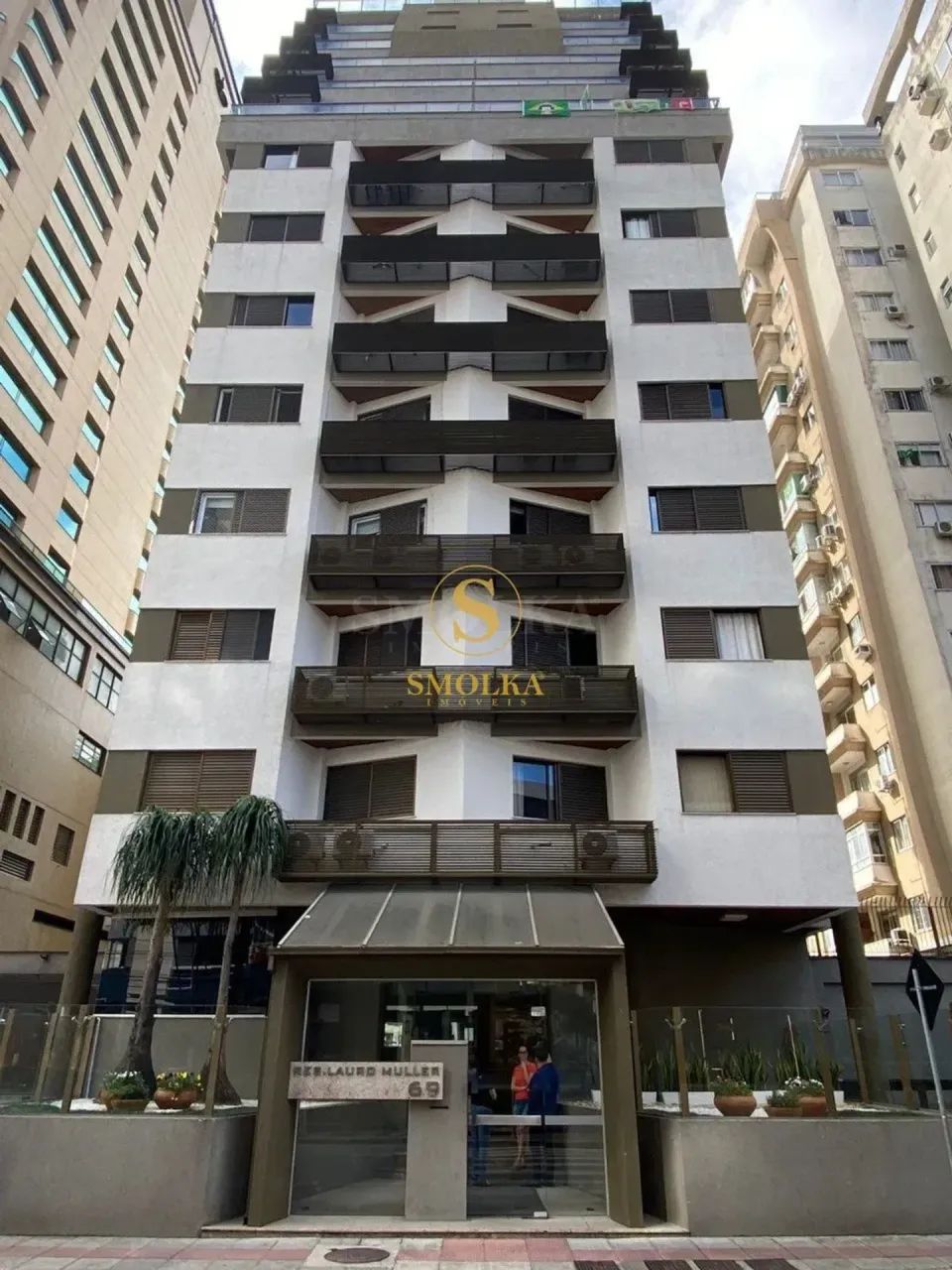 Oportunidade! Apartamento com 3 dormitórios a venda no Centro em Florianópolis SC - Foto 2