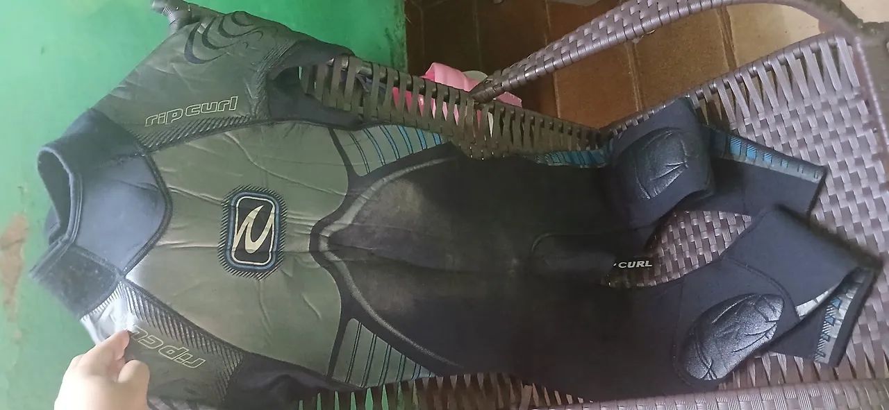 Roupa de mergulho  - Foto 2