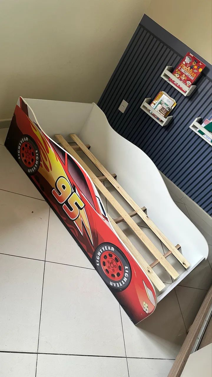 Vendo cama infantil McQueen