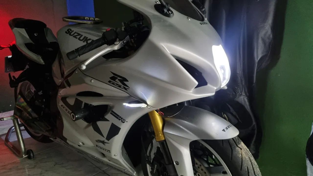 Srad 1000 2004 com roupa da 2020 - Foto 4