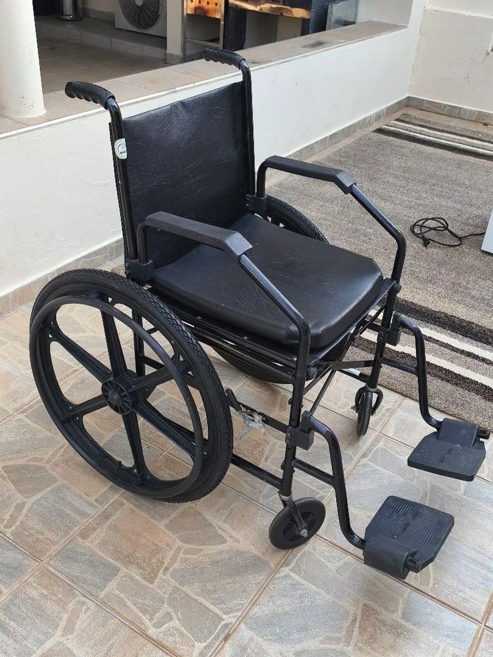 Cadeira de rodas - Foto 2