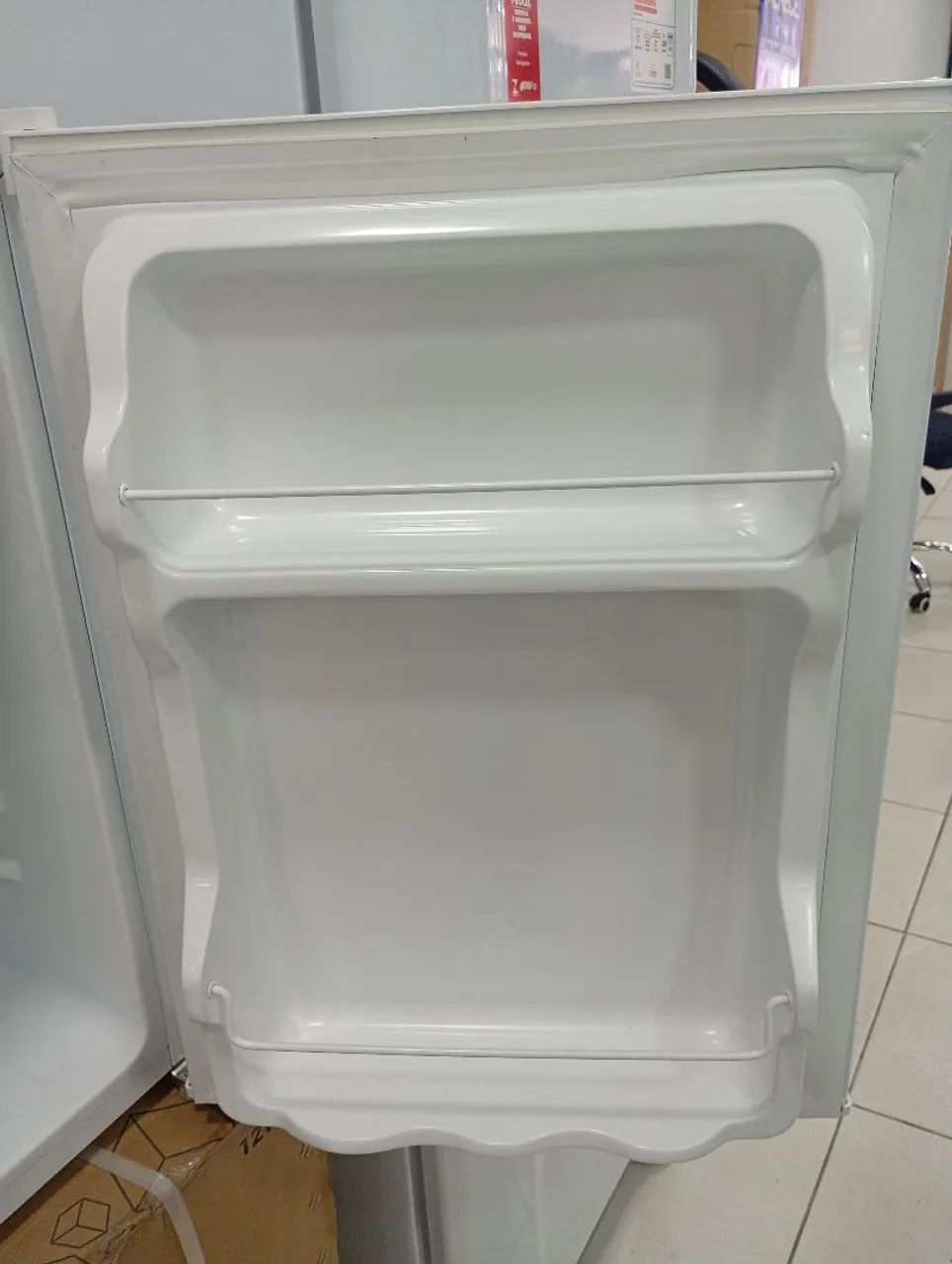 Frigobar Philco 67L  - Foto 4