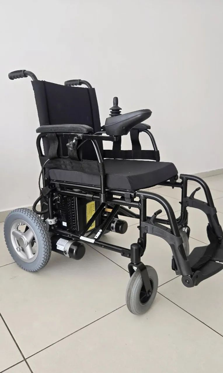 Cadeira de rodas motorizada ortobras 
