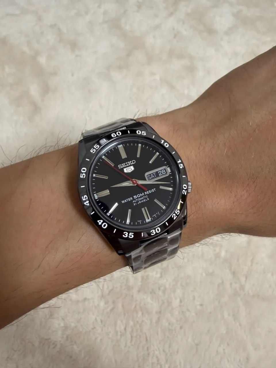 Seiko 5 black thunder 