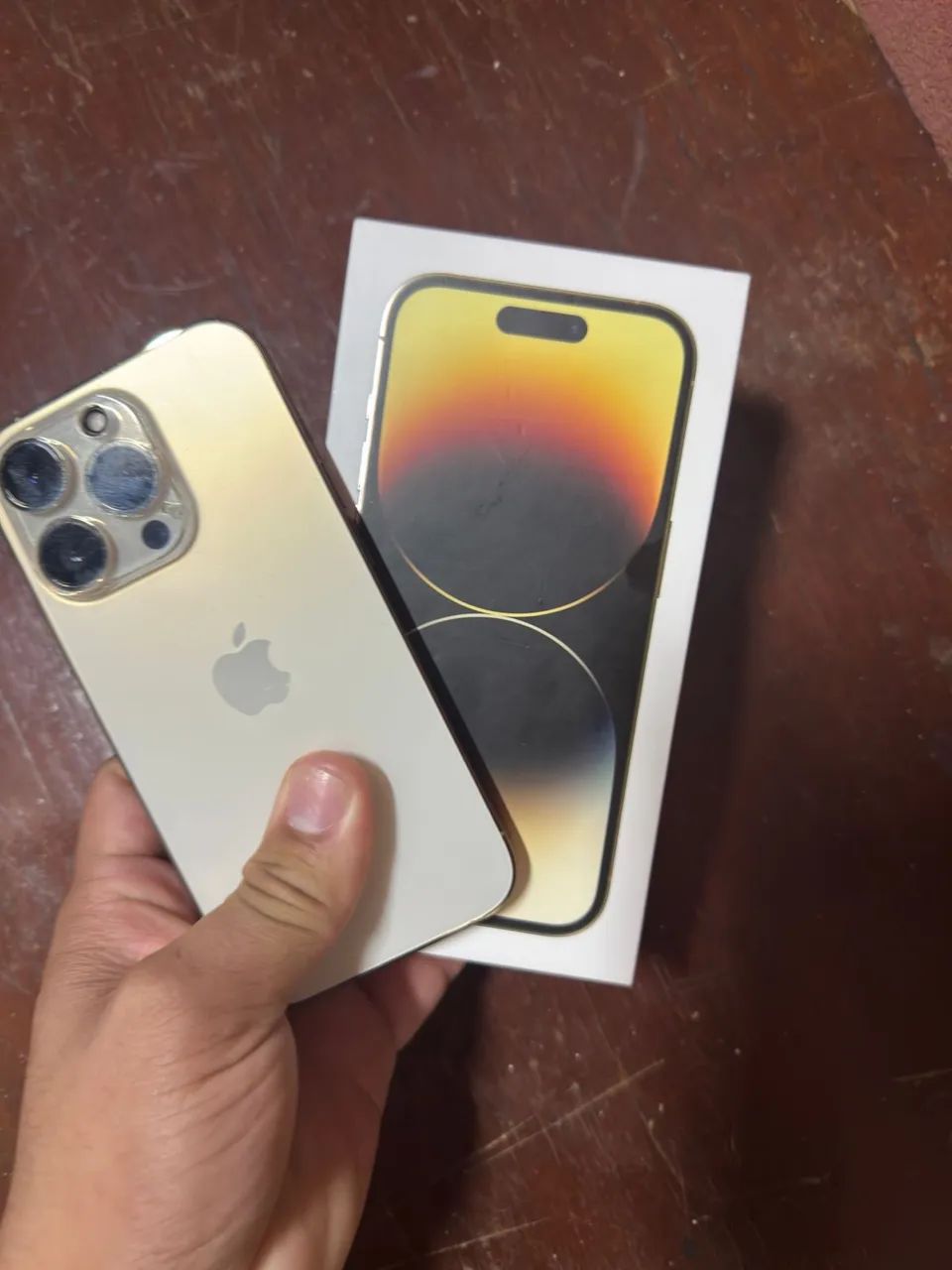 Vendo iPhone 14 Pro gold  - Foto 2