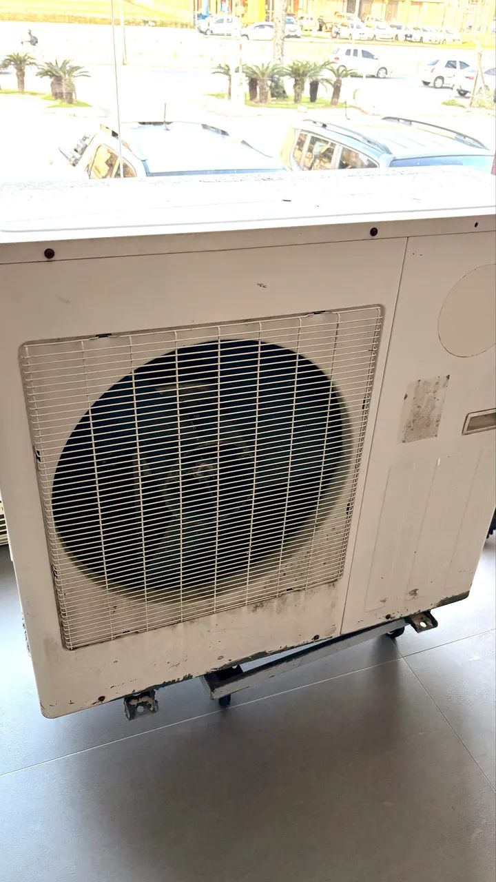 Ar condicionado 28 mil Btu - Foto 2