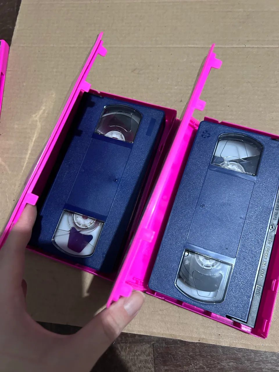 Fita VHs original Barbie Lago do Cisnes e a princesa e a plebeia  - Foto 2