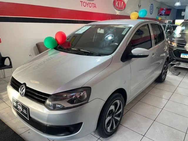 Volkswagen Fox Fox 1.0 Mi Total Flex 8V 5p 2011