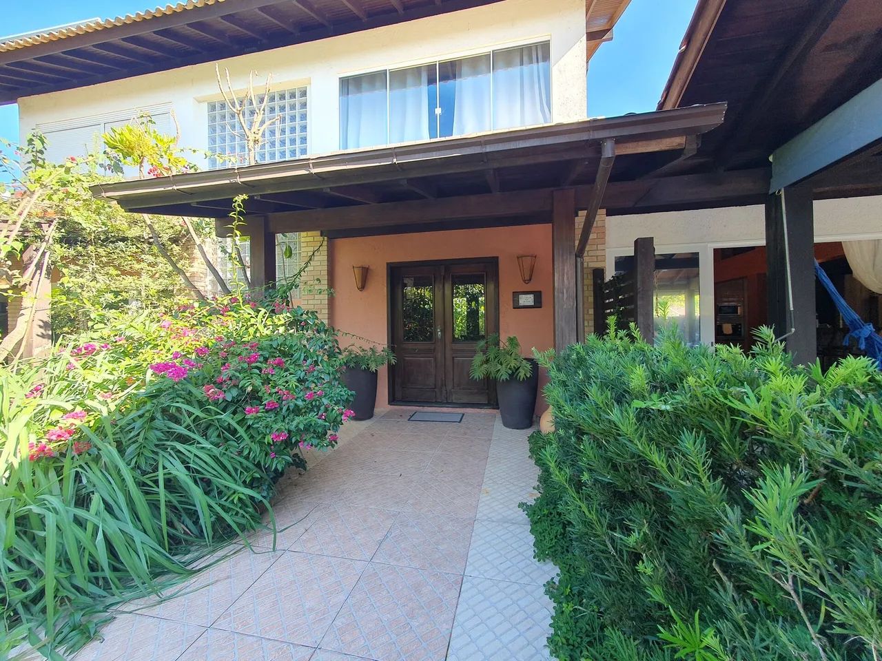 Casa de alto padrão em condomínio exclusivo | Porto da Lagoa | 4 suítes | 1.075m² de terre - Foto 3