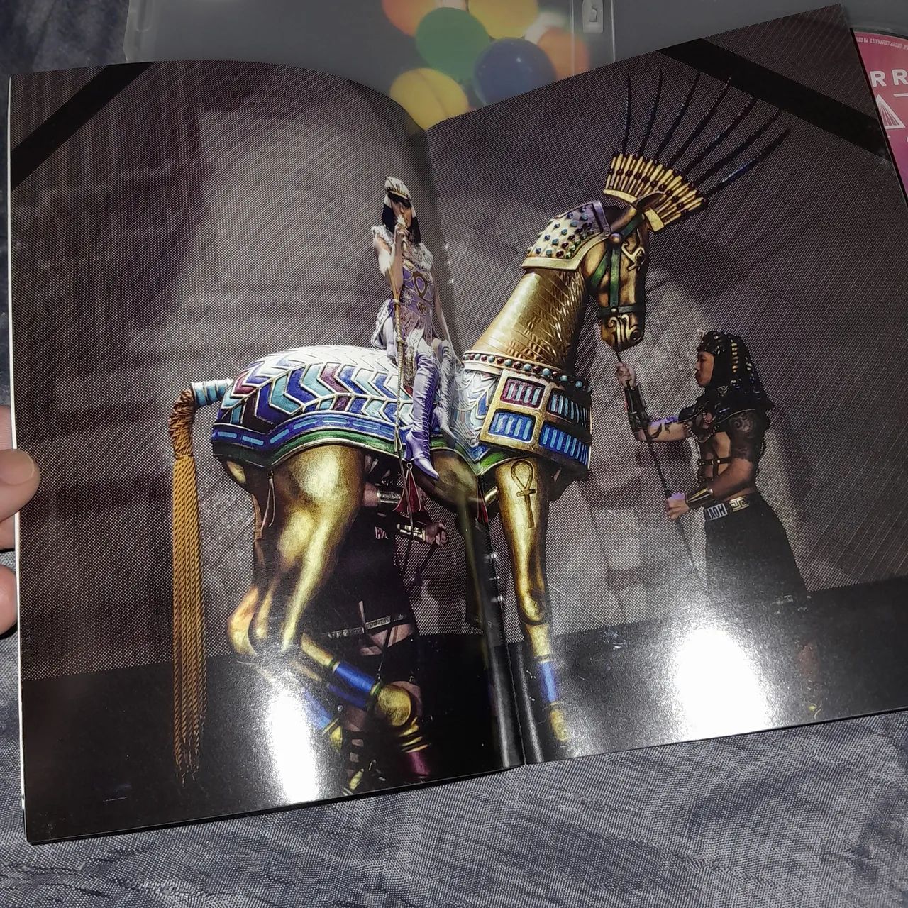 Dvd Katy perry - Prismatic tour - Foto 4