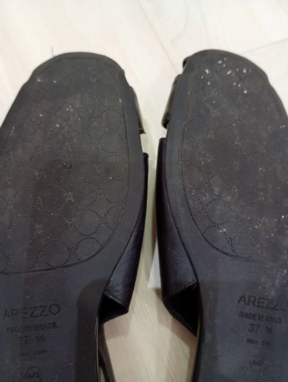 Sapatilha Preta Couro Slingback Cabedal Vazado - Foto 5