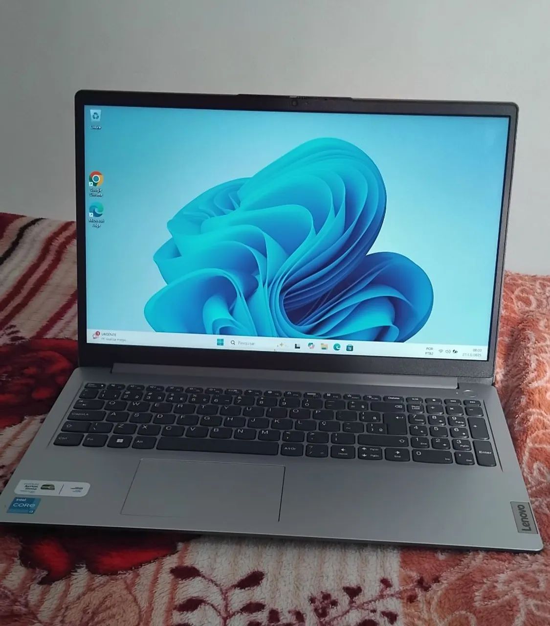 Notebook Lenovo ideapad Core i3 12°Geração SSD 256GB+4GB RAM Nota Fiscal Não Abaixo valor