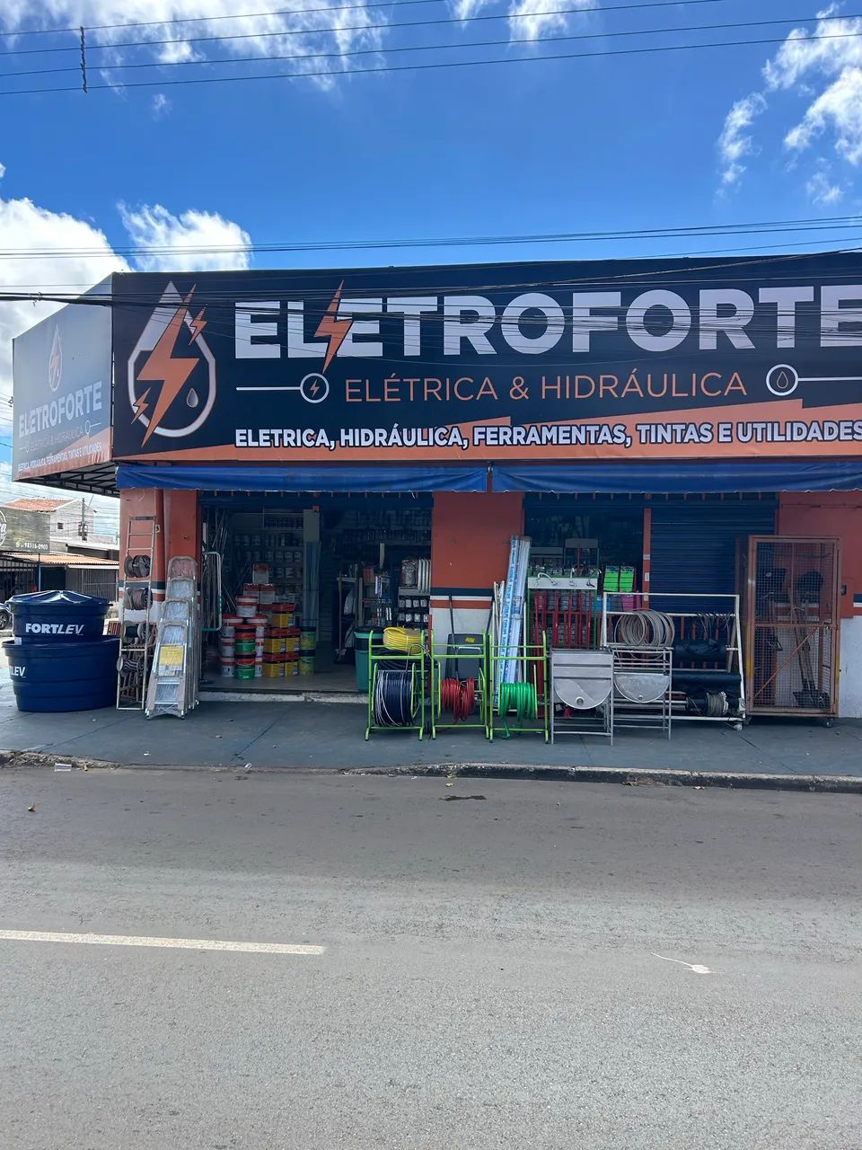 ? Loja de Material Elétrico Completa à Venda - Esquina | Eletroforte  - Foto 2